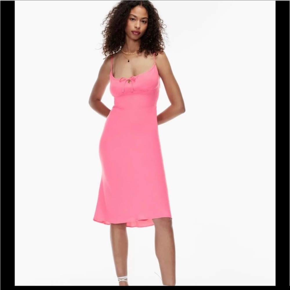 Wilifred Bellow Dress